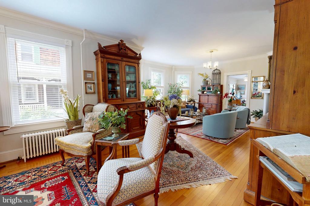 9 BROOKLETTS AVENUE