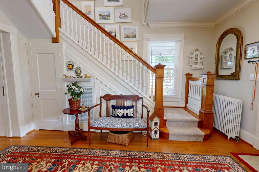 9 BROOKLETTS AVENUE