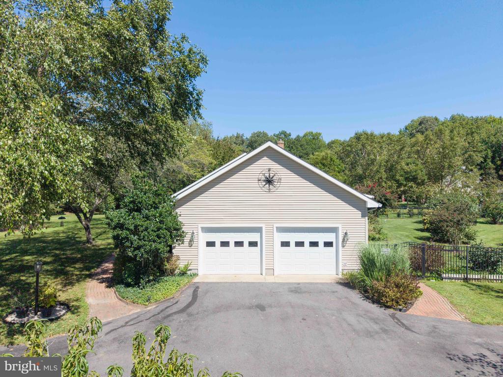32525 DISCOVERY DRIVE