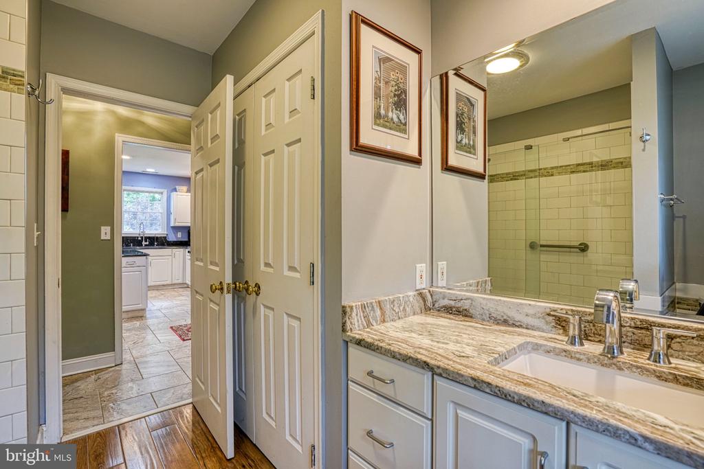 32525 DISCOVERY DRIVE