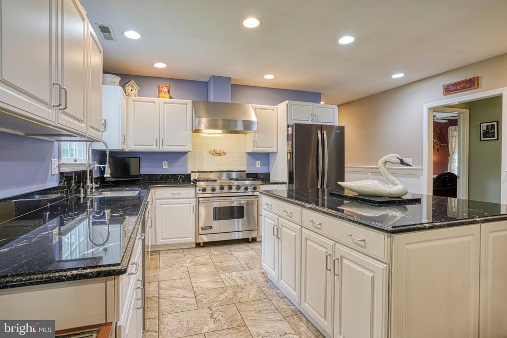 32525 DISCOVERY DRIVE