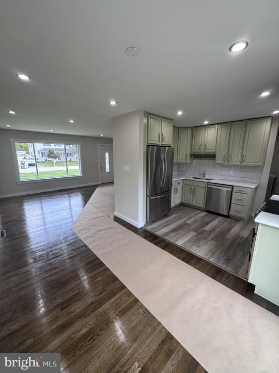215 PROSPECT AVENUE