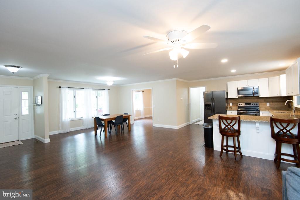 7062 PINE RIDGE RD ROAD