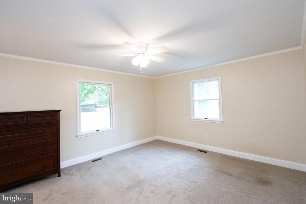 7062 PINE RIDGE RD ROAD