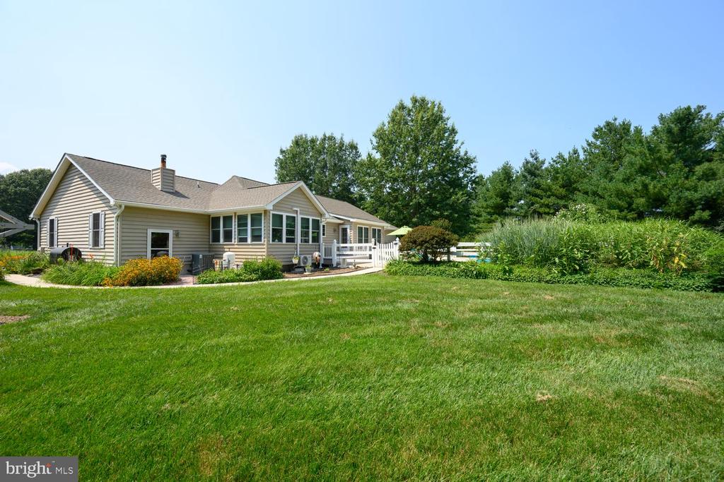 9055 ROCKCLIFF DRIVE