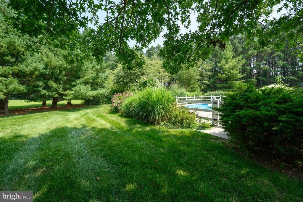 9055 ROCKCLIFF DRIVE
