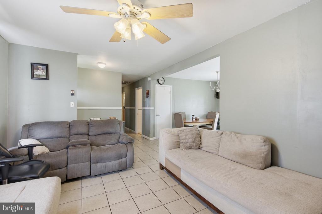 29499 LAURWAYN DRIVE
