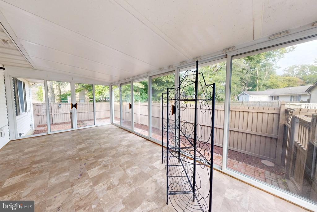 7102 DOGWOOD TERRACE
