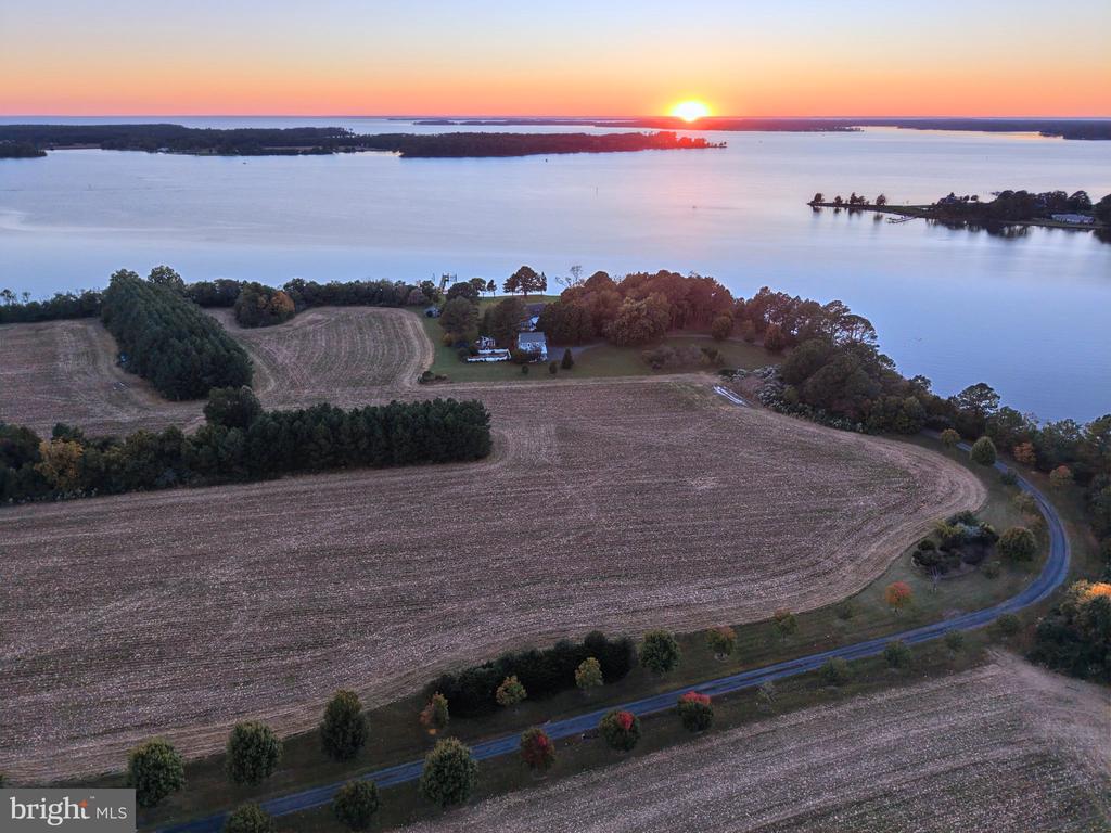 7116 PEA NECK ROAD