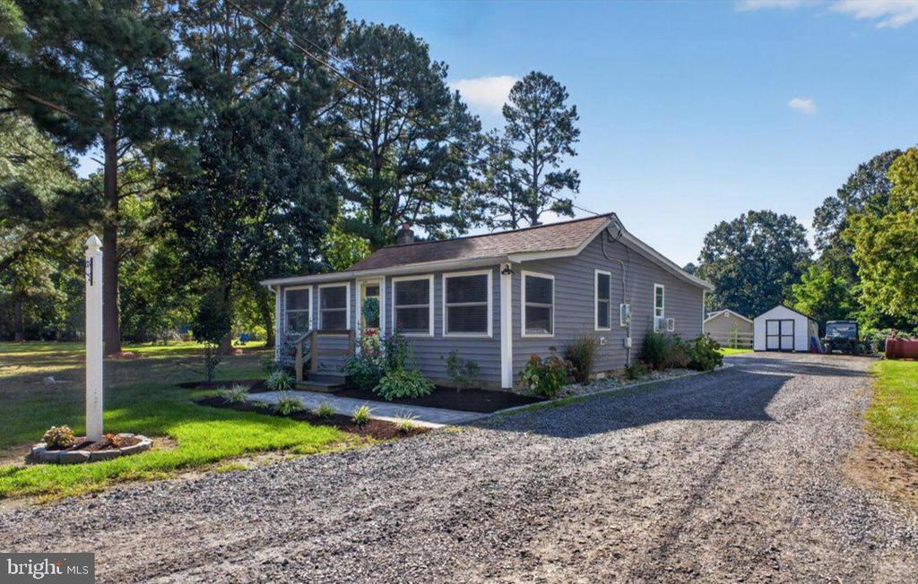 23281 BUSH NECK LANE
