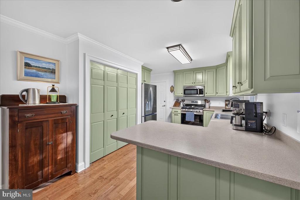 8362 COLONY CIRCLE