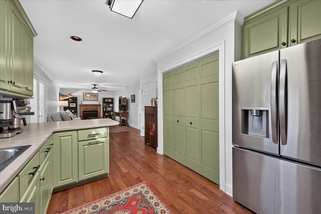 8362 COLONY CIRCLE