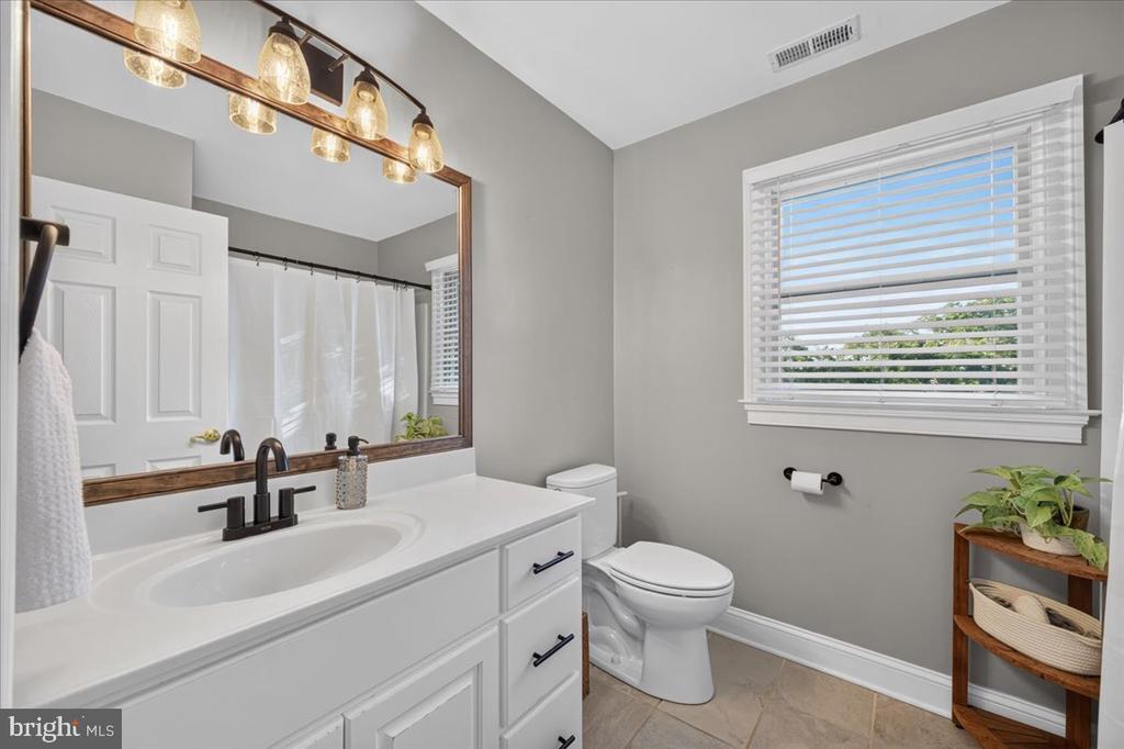 8362 COLONY CIRCLE