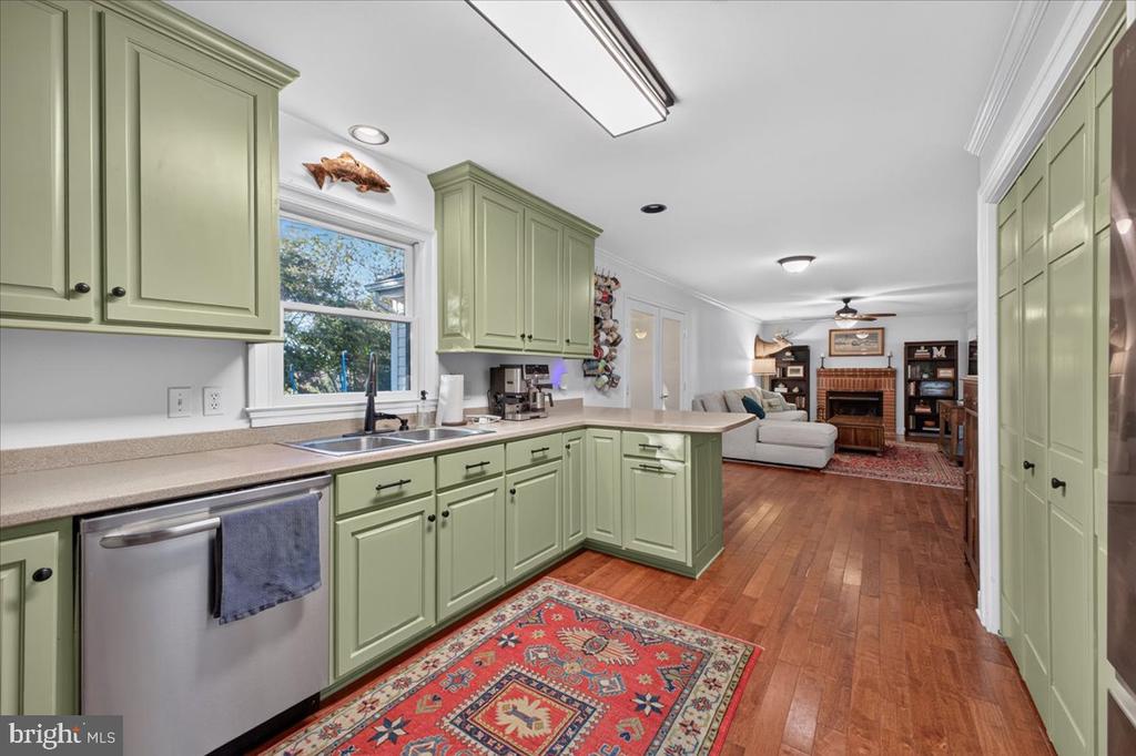 8362 COLONY CIRCLE