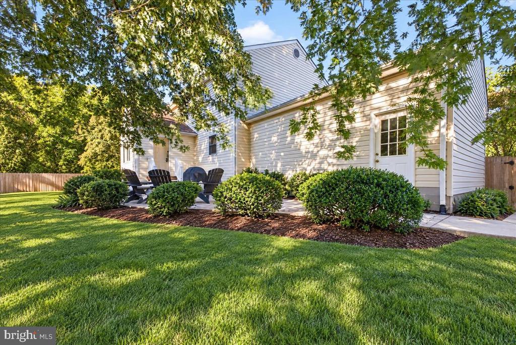 8362 COLONY CIRCLE