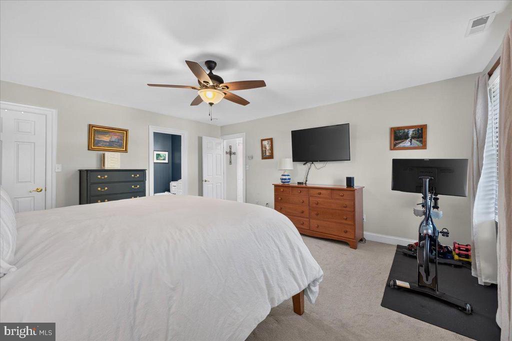8362 COLONY CIRCLE