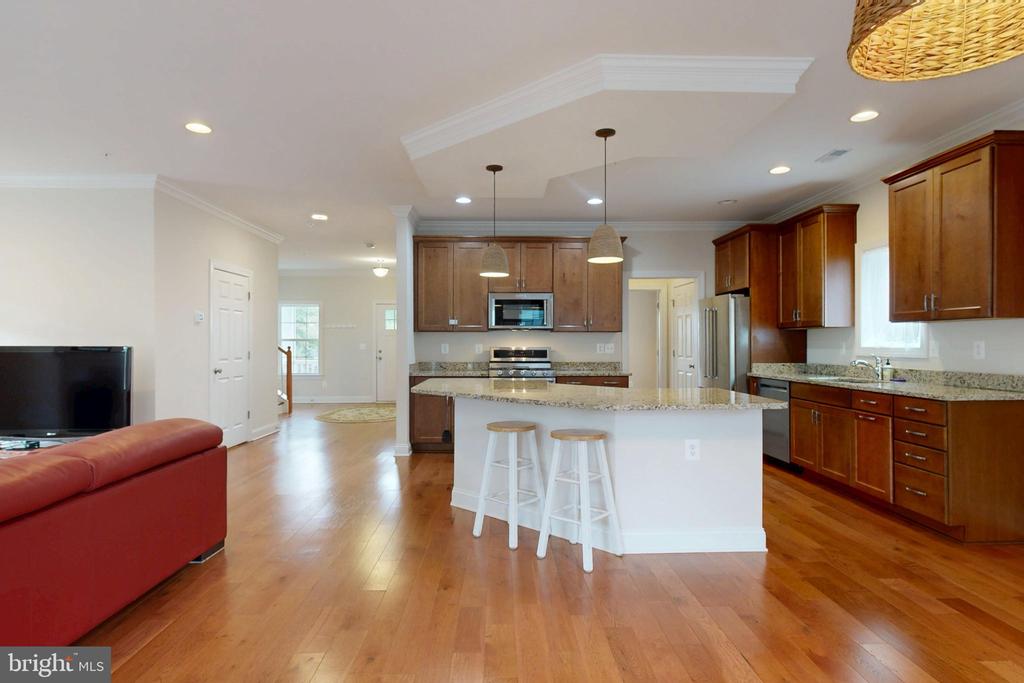 8021 FOX SQUIRREL WAY