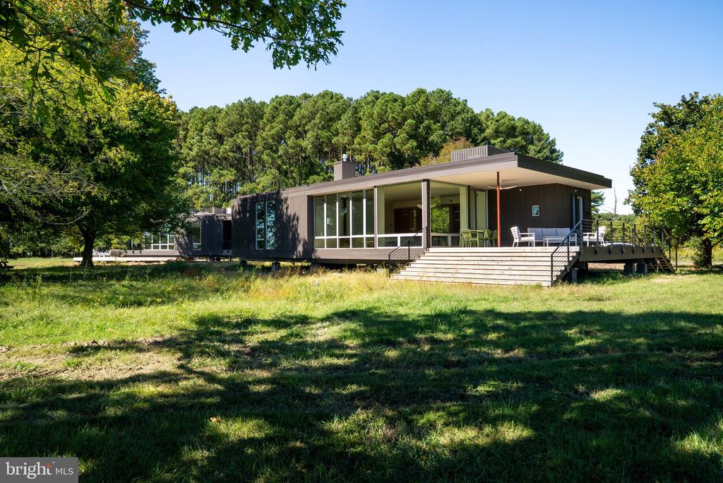 24084 DEEP NECK ROAD Unit: CREEK HOUSE