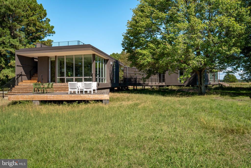 24084 DEEP NECK ROAD Unit: BAY HOUSE