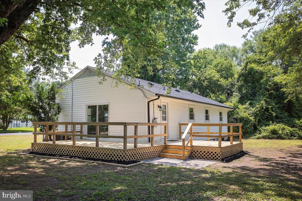 200 Benjamin Ave