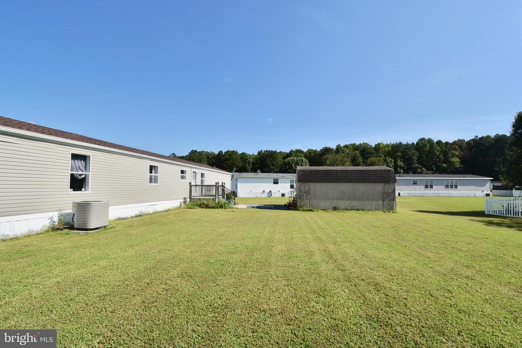 9080 GOLD FINCH COURT