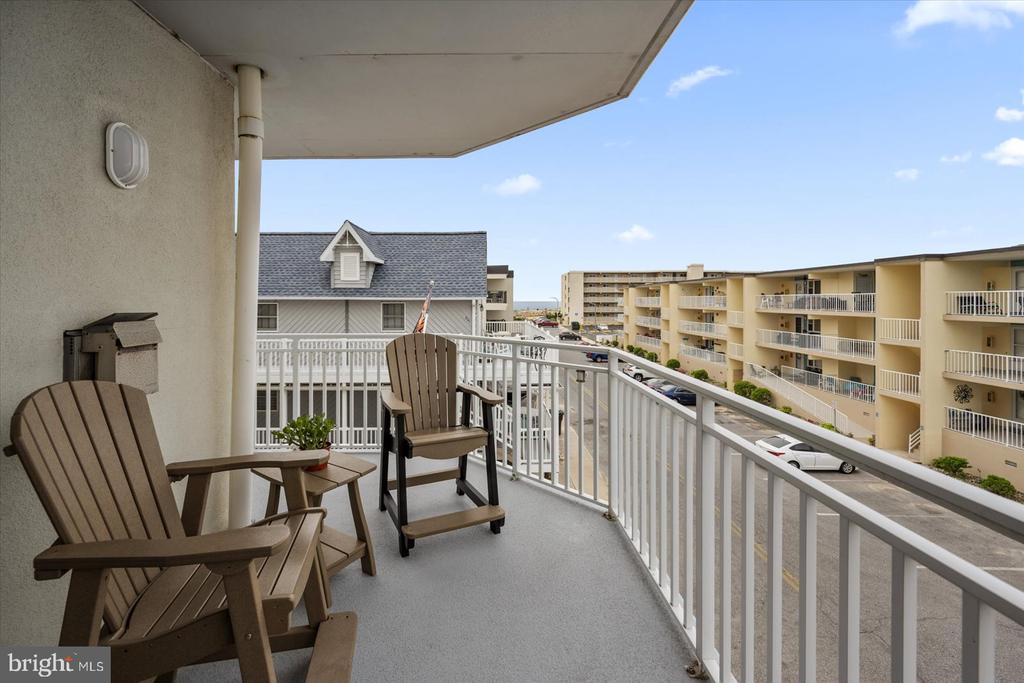 5300 Coastal Hwy #206