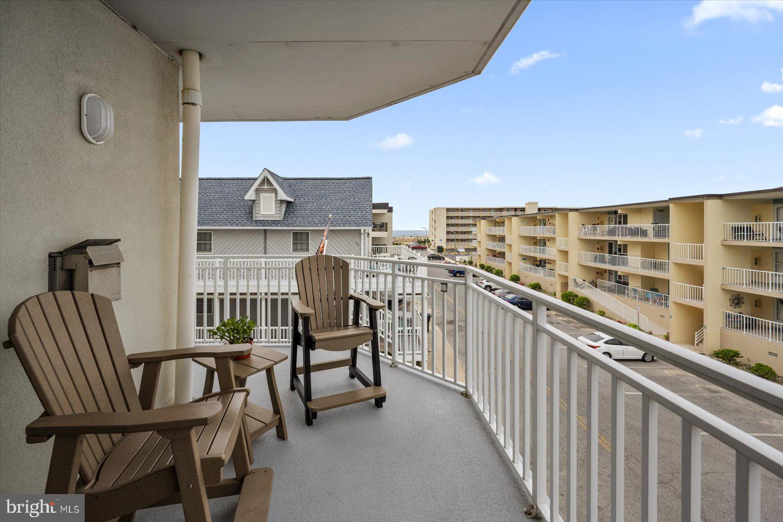 5300 Coastal Hwy #206