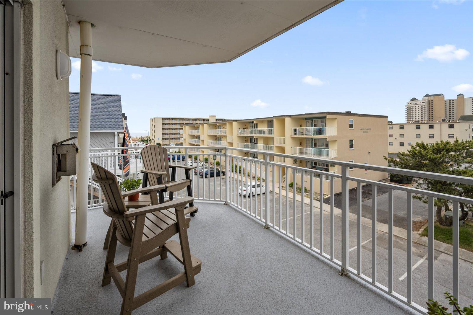 5300 Coastal Hwy #206