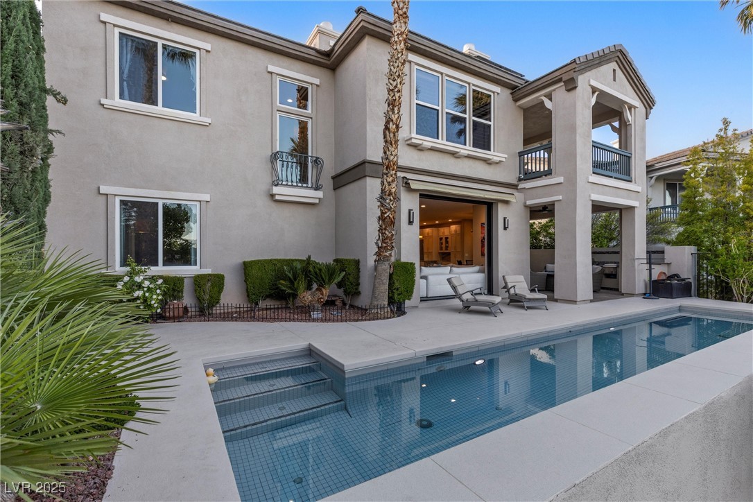 1911 Alcova Ridge Drive