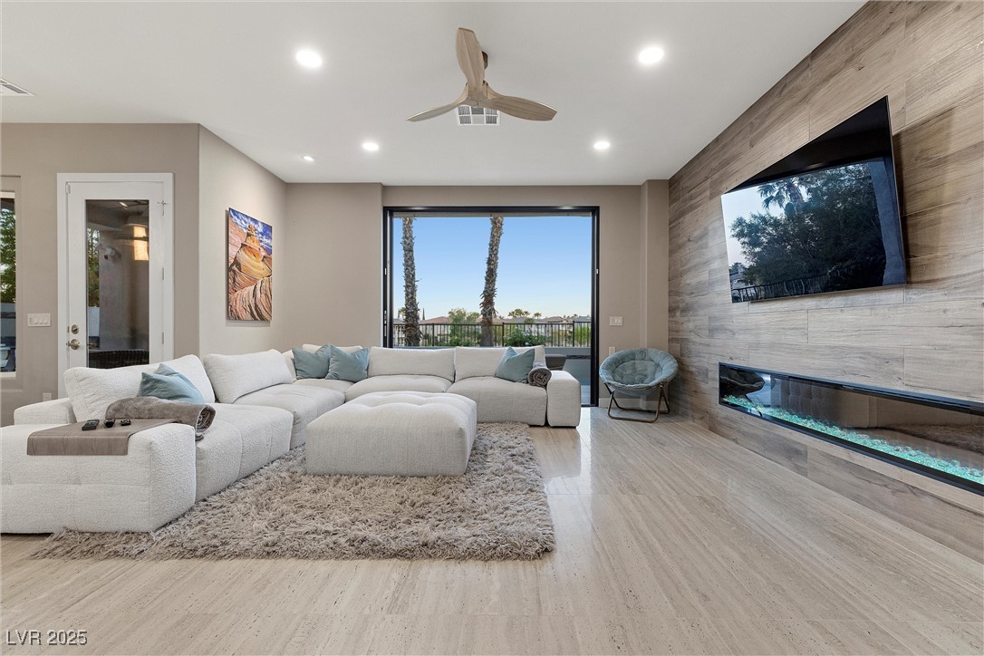 1911 Alcova Ridge Drive