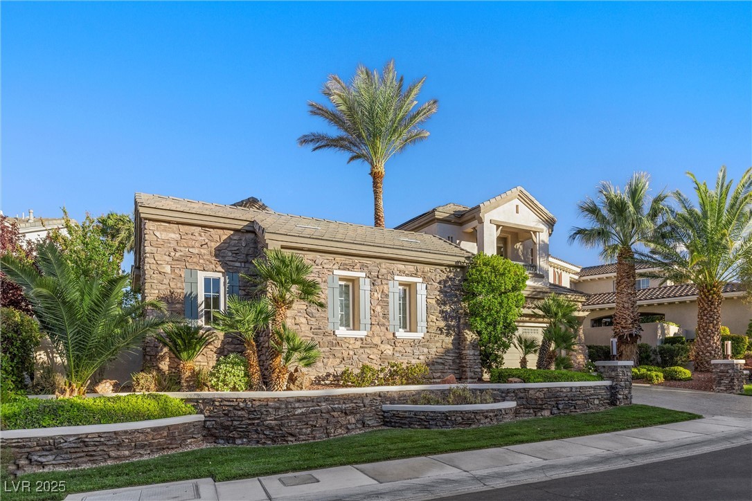 1911 Alcova Ridge Drive