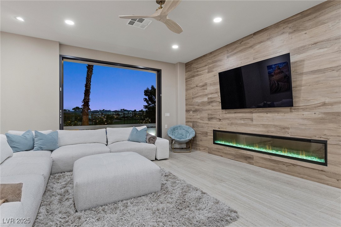 1911 Alcova Ridge Drive