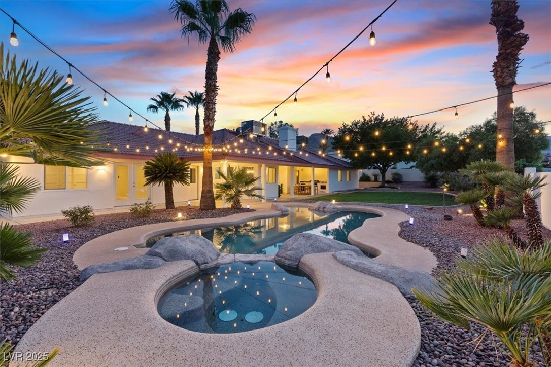 4591 North Chieftain Street