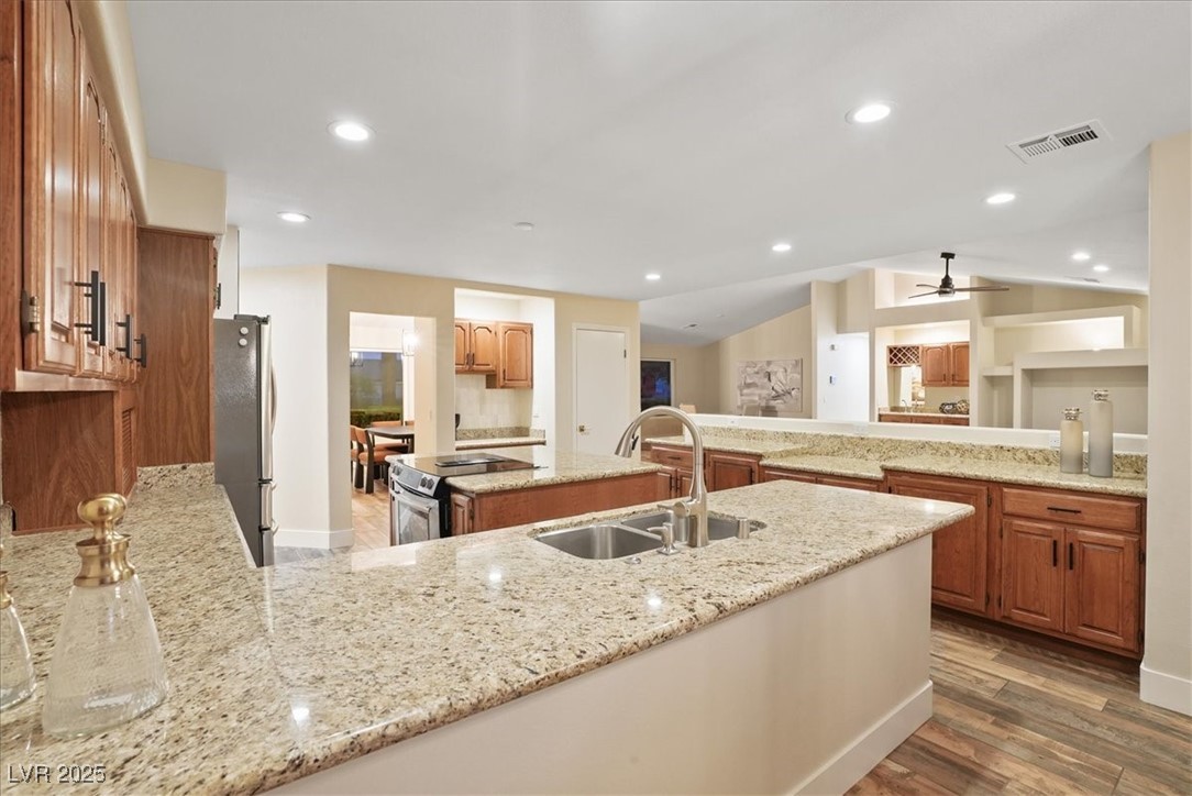 4591 North Chieftain Street