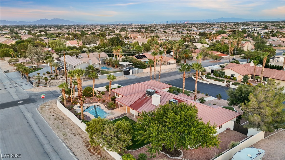 4591 North Chieftain Street