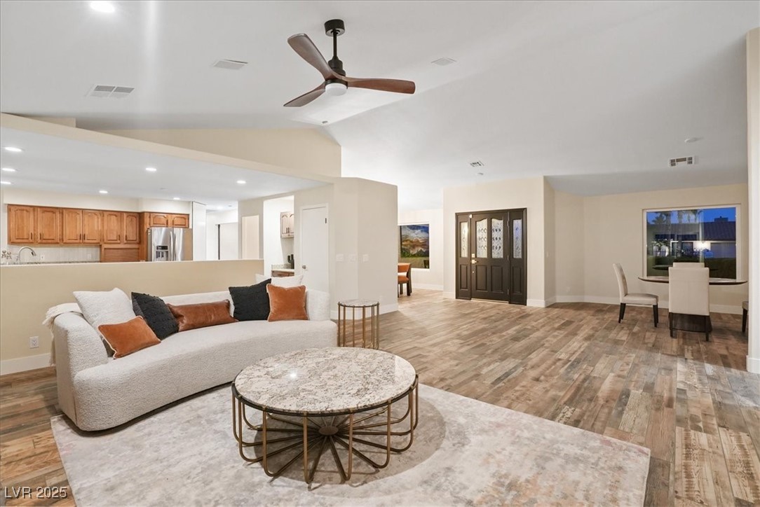 4591 North Chieftain Street