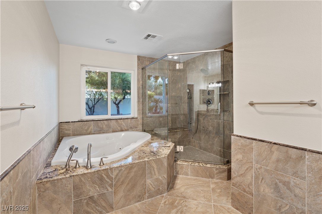 4591 North Chieftain Street