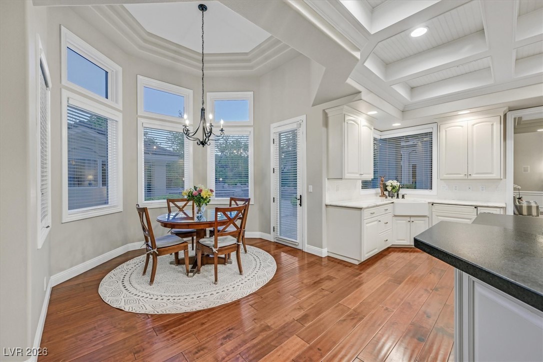 1809 White Hawk Court