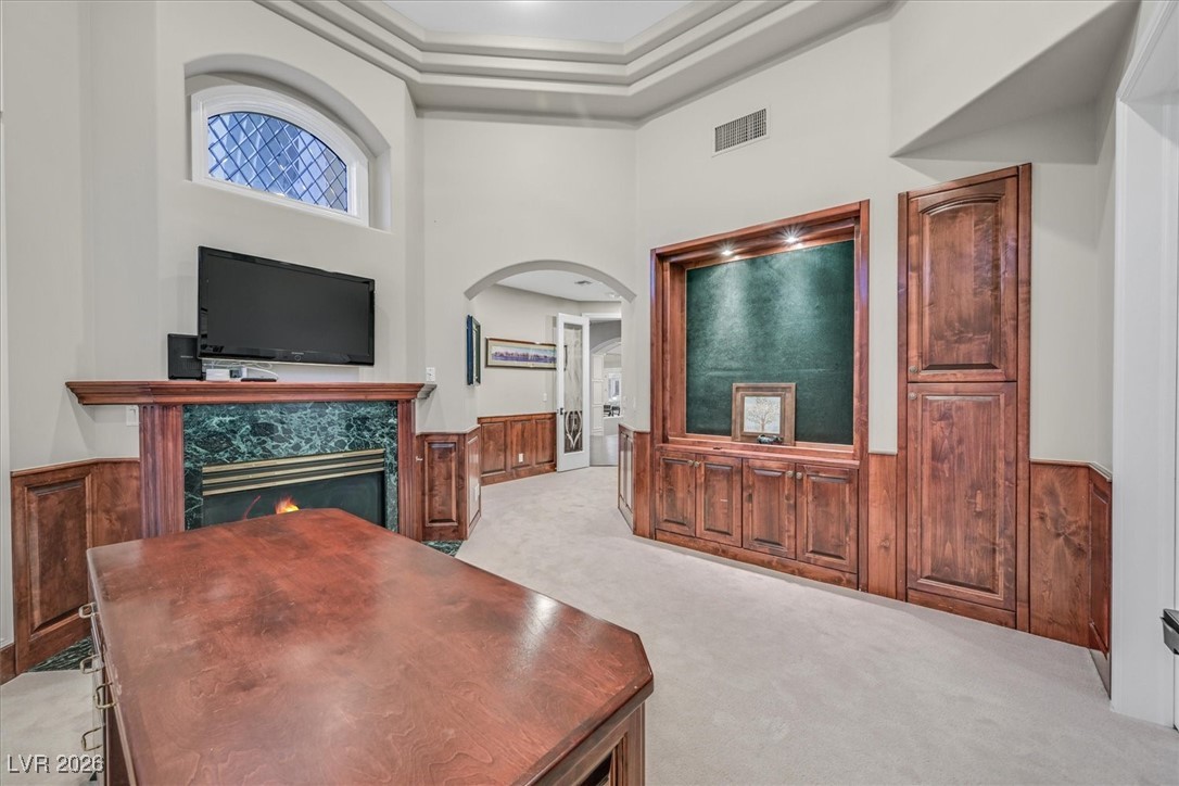 1809 White Hawk Court