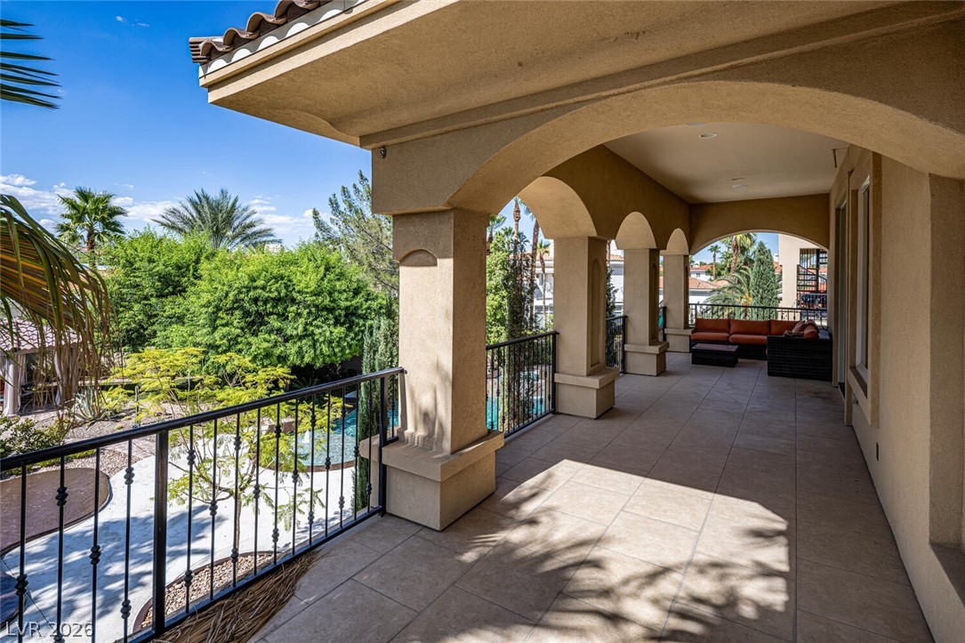 5079 Mountain Top Circle