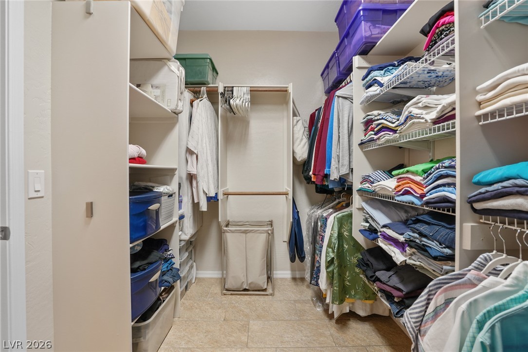 8300 Imperial Lakes Street