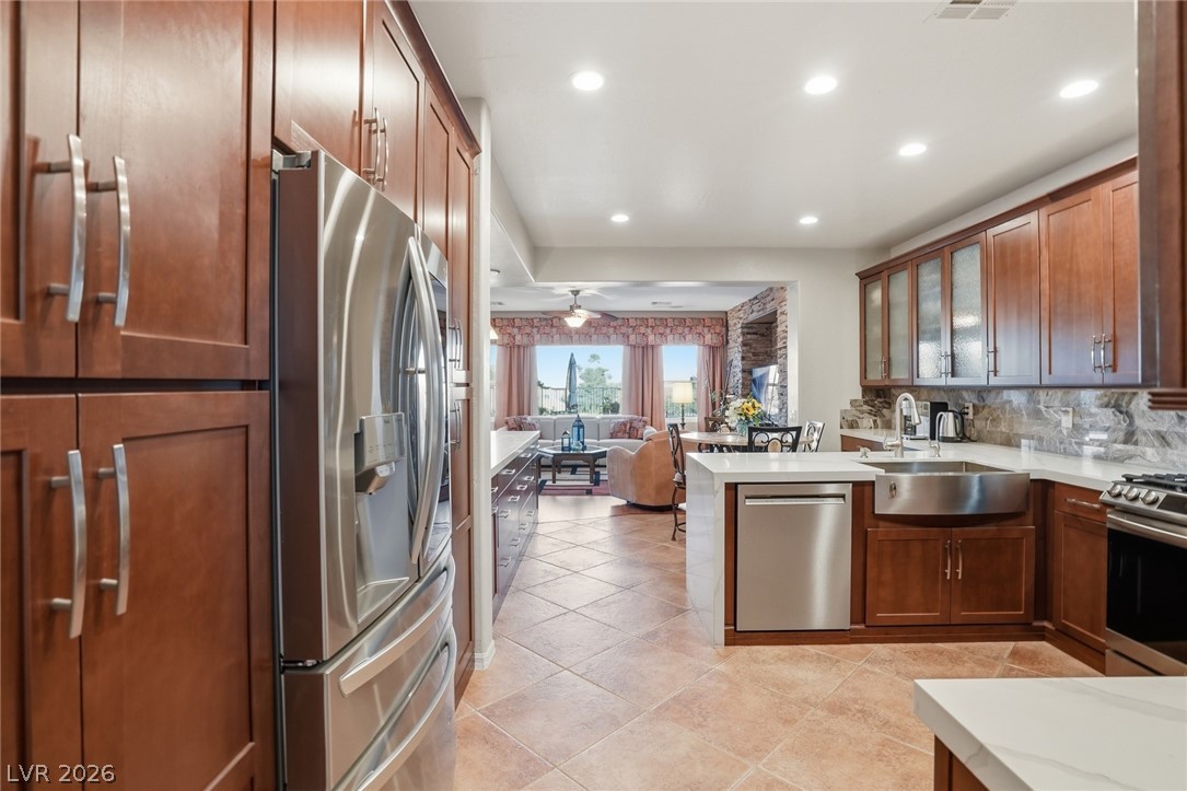 8300 Imperial Lakes Street