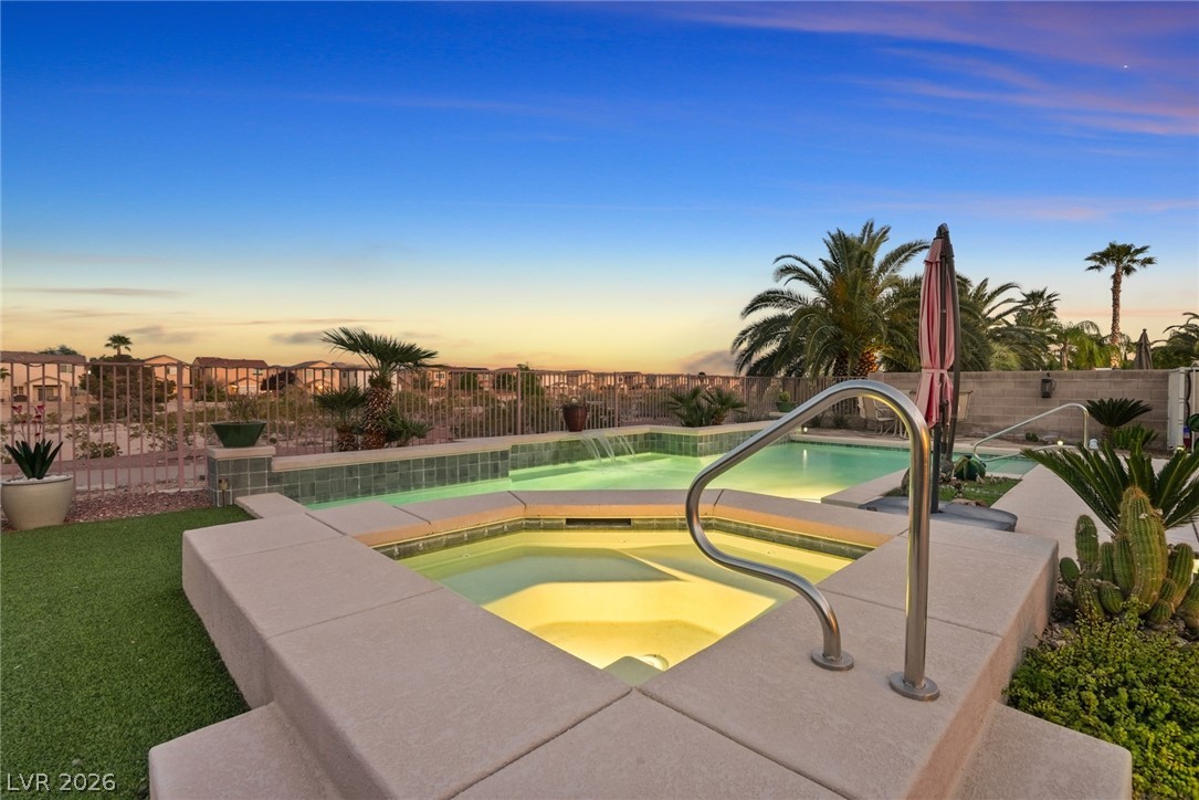 8300 Imperial Lakes Street