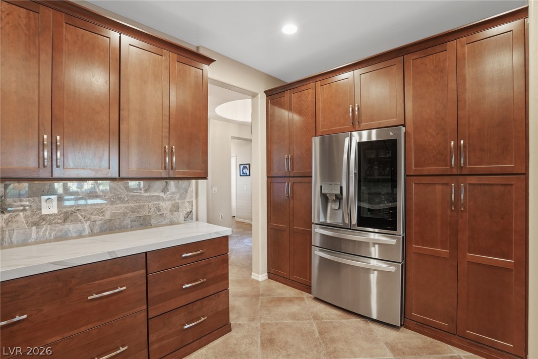 8300 Imperial Lakes Street