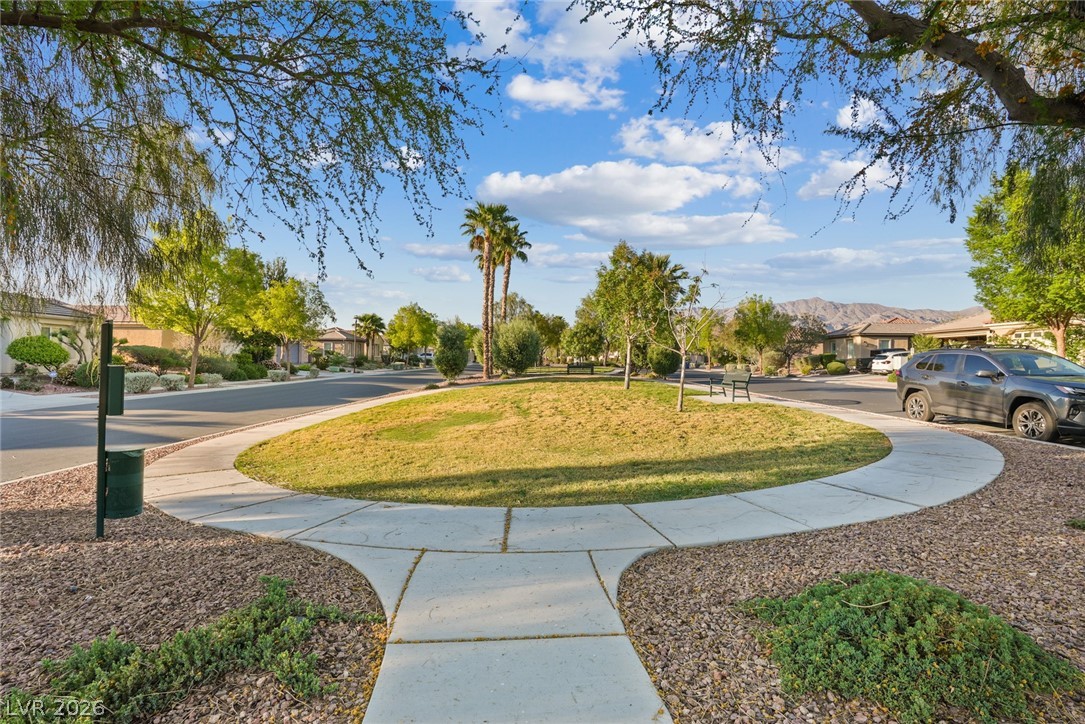 8300 Imperial Lakes Street