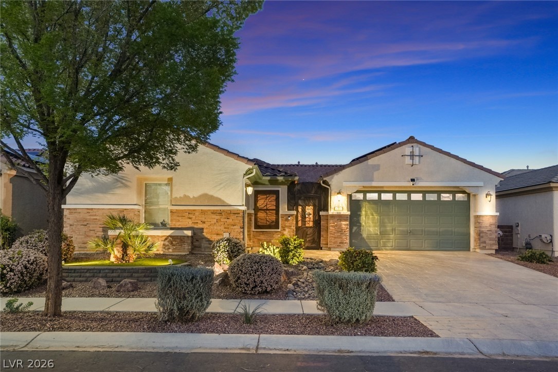 8300 Imperial Lakes Street