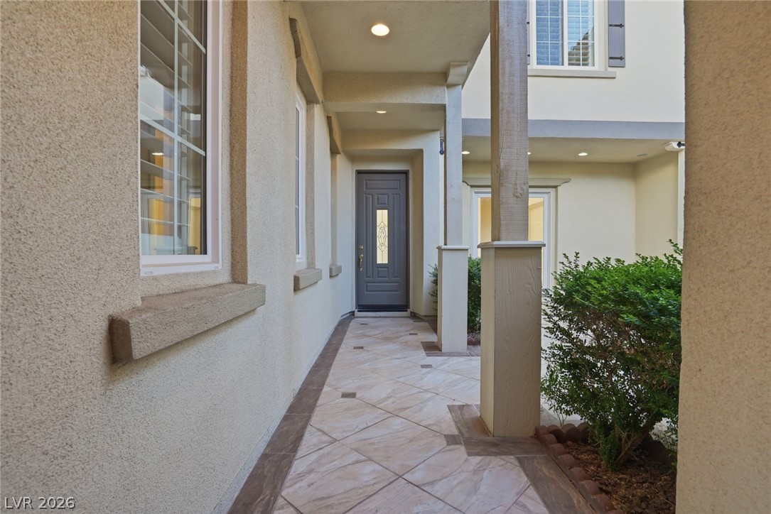 2035 Alcova Ridge Drive