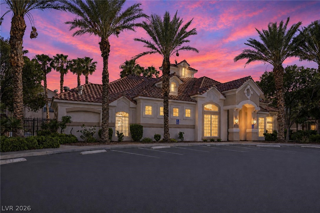 8555 West Russell Road 1048