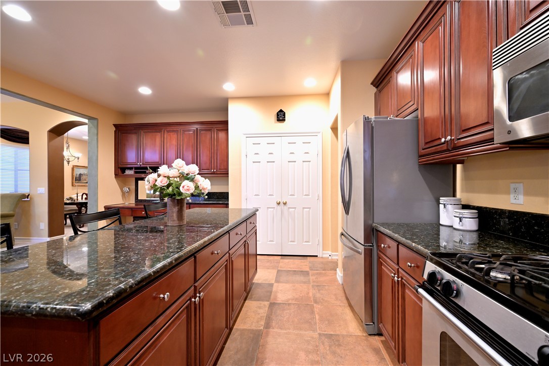 7630 Port Orchard Avenue