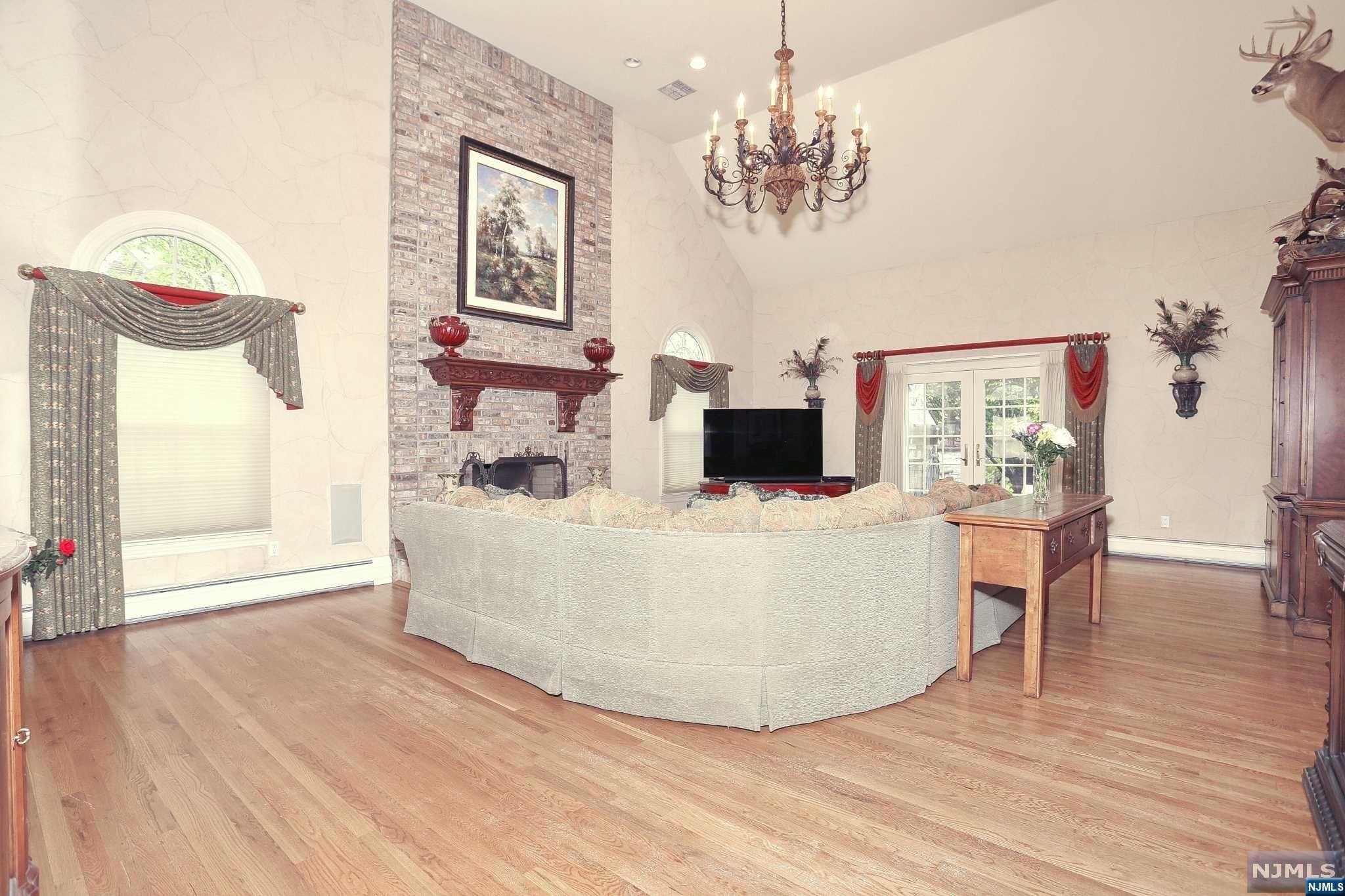 23 Crocker Mansion Drive